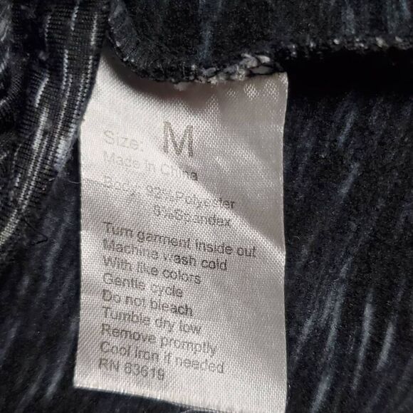 Daisy Fuentes Medium Black Full Zip Sweatshirt - Picture 5 of 7